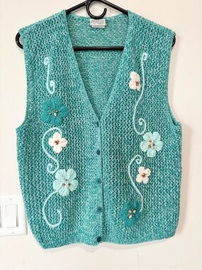 Vintage knit button down vest by Koret